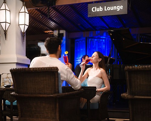 Club Lounge